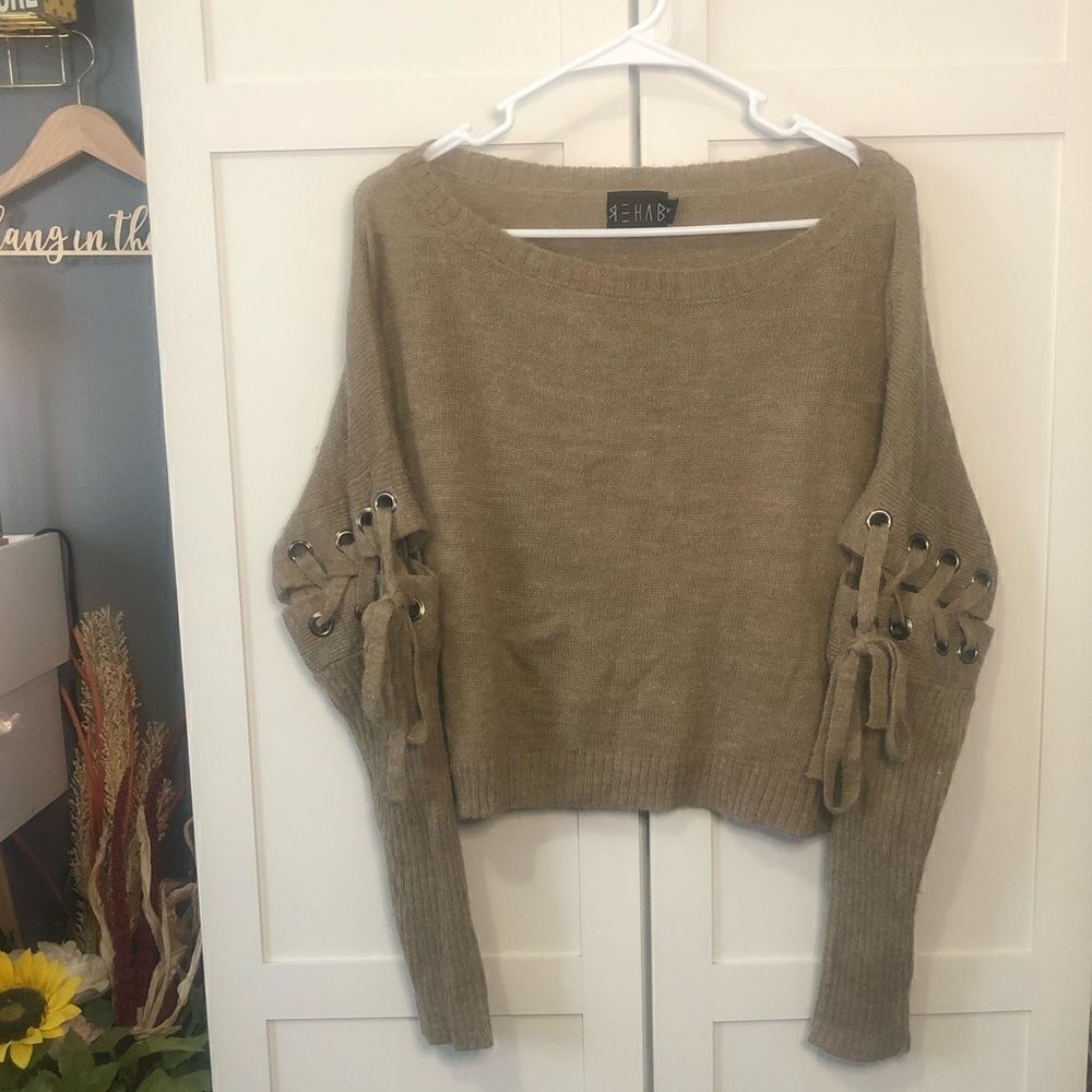 Rehab tie sleeves tan crop sweater 0131‎